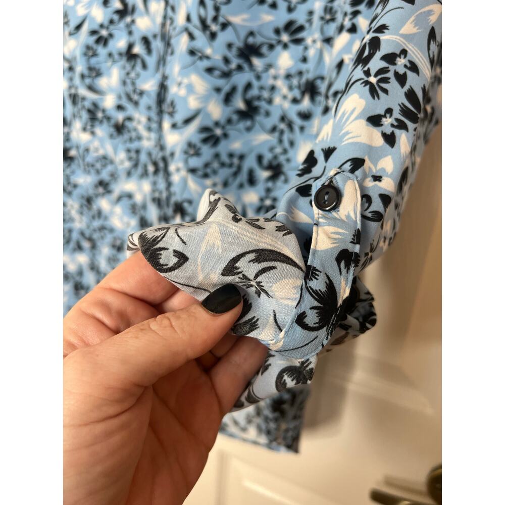 Coral Bay Women's Blue Floral Print Blouse Top Roll Tab Sleeves Size Small - Picture 5 of 8